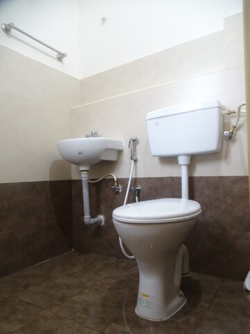 Bathroom in 1 BHK Builder Floor at Siruseri – for Sale