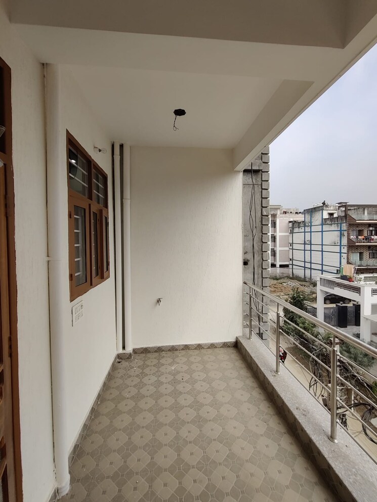 Room, gms road 2 Bedroom 900 Sq.Ft. Builder Floor In Gms Road Dehradun 9304495