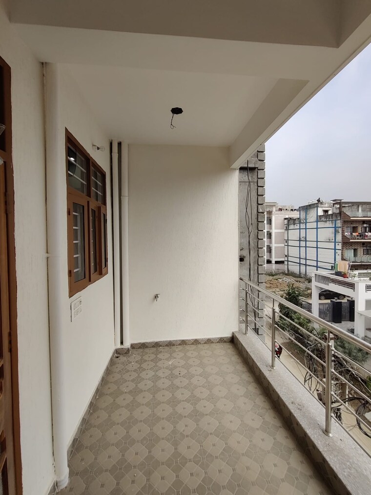 Room, gms road 2 Bedroom 900 Sq.Ft. Builder Floor In Gms Road Dehradun 9304495