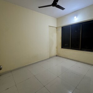 Room in 1 BHK Apartment at Bhatti Pada – for Rent