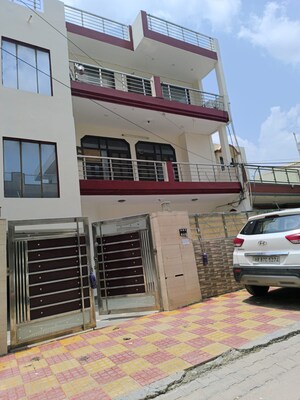 3 BHK Independent House For Sale in Sector 9