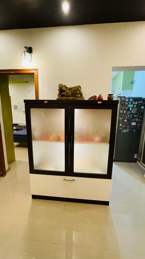 Furnished Amenities in 3 BHK Apartment at Vmaks Chalet, Electronic City Phase I – for Rent