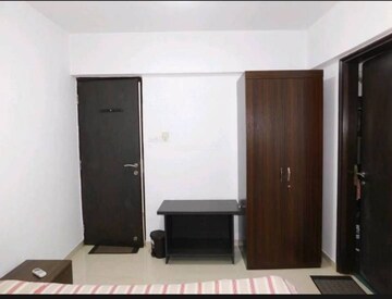 Bedroom in 3 BHK Apartment at Lake Primrose, Powai – for Rent