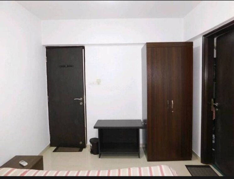 Bedroom, lake-primrose 3 Bedroom 1250 Sq.Ft. Apartment In Powai Mumbai 9303318