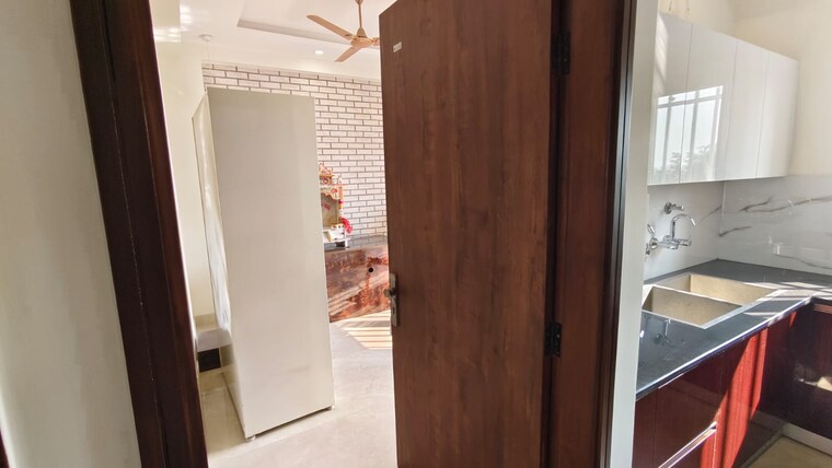 Bathroom, gms road 3 Bedroom 1450 Sq.Ft. Builder Floor In Gms Road Dehradun 9304550