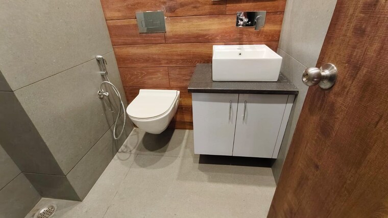 Bathroom, gms road 3 Bedroom 1450 Sq.Ft. Builder Floor In Gms Road Dehradun 9304550