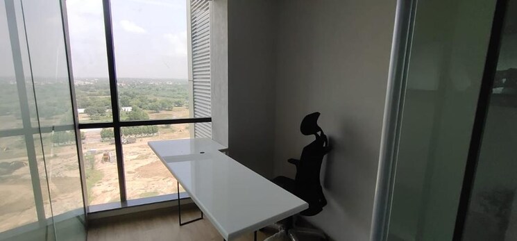 Team Area, vaishnodevi circle Commercial Office Space 839 Sq.Ft. In Vaishnodevi Circle Ahmedabad 9304547