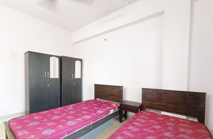 Bedroom, powai Pg For Girls In Powai 9304588