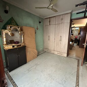 Bedroom in 3 BHK Builder Floor at Kotla Mubarakpur – for Sale