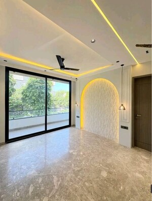 Room in 3 BHK Apartment at Freedom Fighters Enclave – for Rent