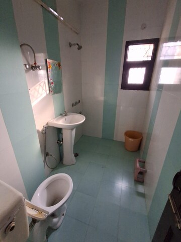 Bathroom in 1 BHK Apartment at Dwarka – for Rent