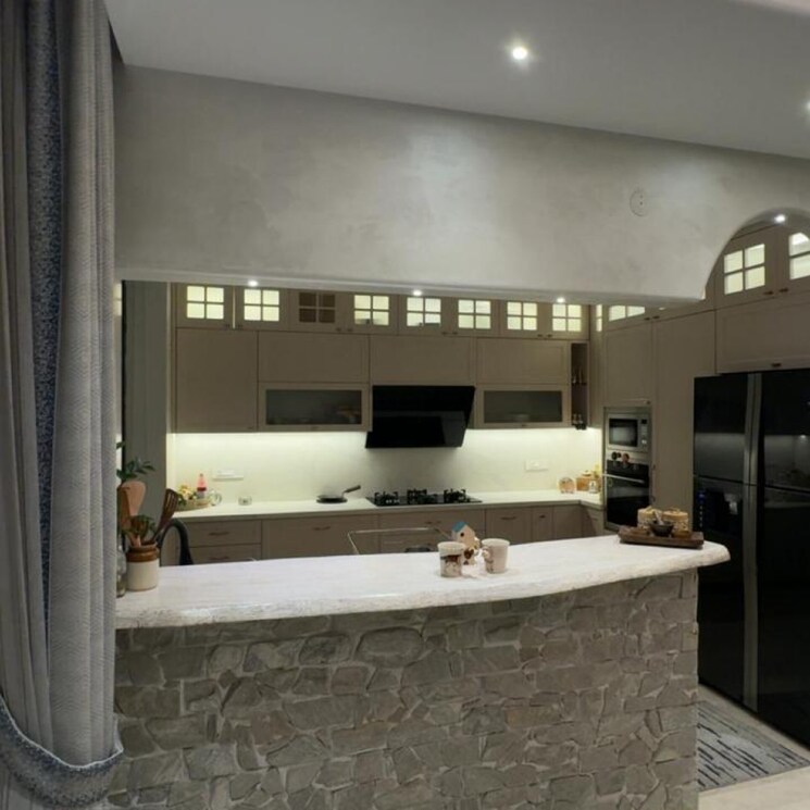 Kitchen, suncity-platinum-towers 4 Bedroom 4175 Sq.Ft. Apartment In Maruti Vihar Gurgaon 9304702