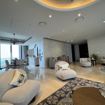 Living Room in 4 BHK Apartment at Suncity Platinum Towers, Maruti Vihar – for Sale