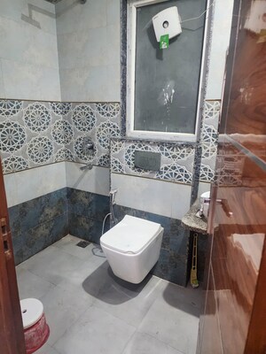 Bathroom in 2.5 BHK Apartment at Smart World Gems, Sector 89 – for Rent