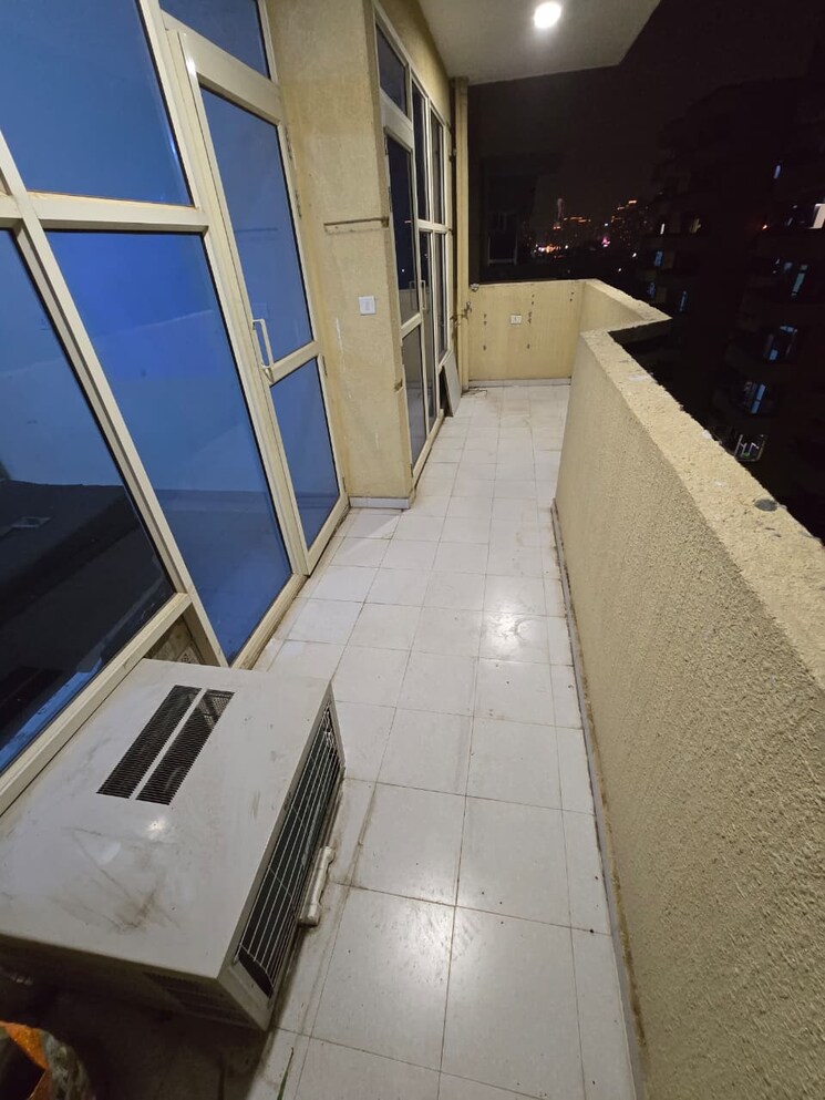 Balcony, pyramid-urban-homes-3 2 Bedroom 698 Sq.Ft. Apartment In Sector 67a Gurgaon 9304736