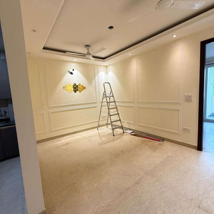 Room, lajpat nagar i 2 Bedroom 900 Sq.Ft. Builder Floor In Lajpat Nagar I Delhi 9304762