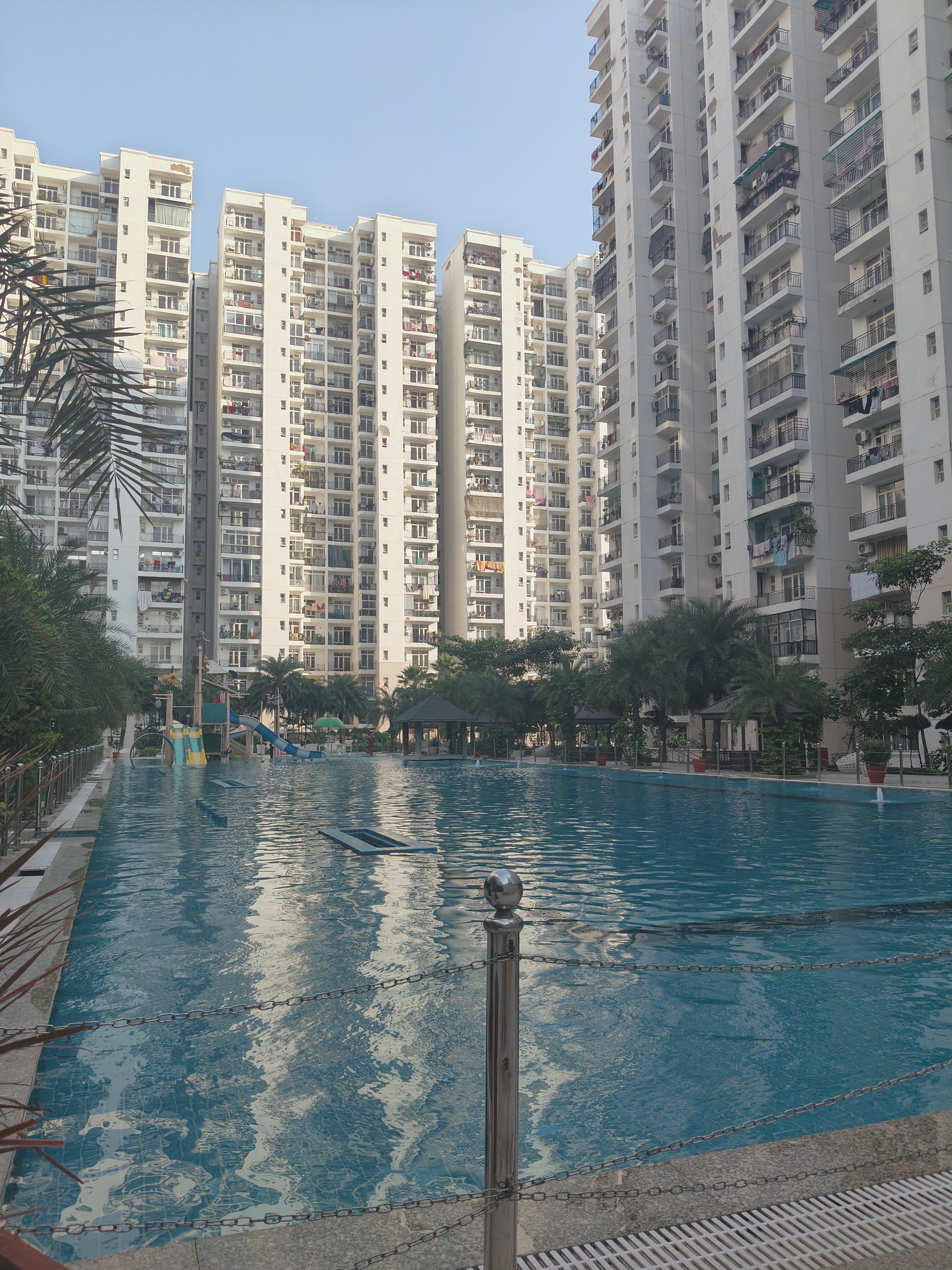 3.5 BHK + Servant Room 1775 Sq.Ft. Apartment in Omaxe Residency II
