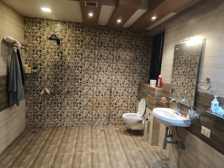 Bathroom, gomti nagar 2 Bedroom 1250 Sq.Ft. Independent House In Gomti Nagar Lucknow 9304808