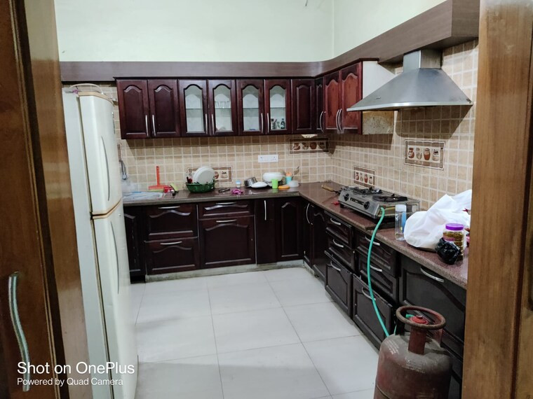 Kitchen, gomti nagar 3 Bedroom 2800 Sq.Ft. Independent House In Gomti Nagar Lucknow 9304817