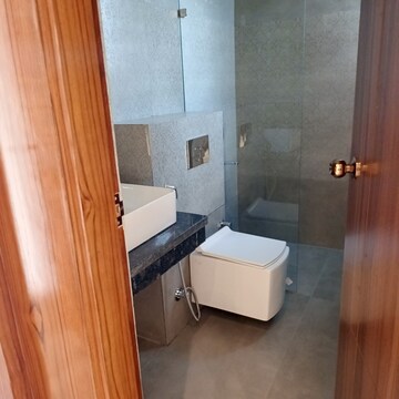 Bathroom in 3 BHK Builder Floor at Godrej Retreat, Sector 83 – for Sale