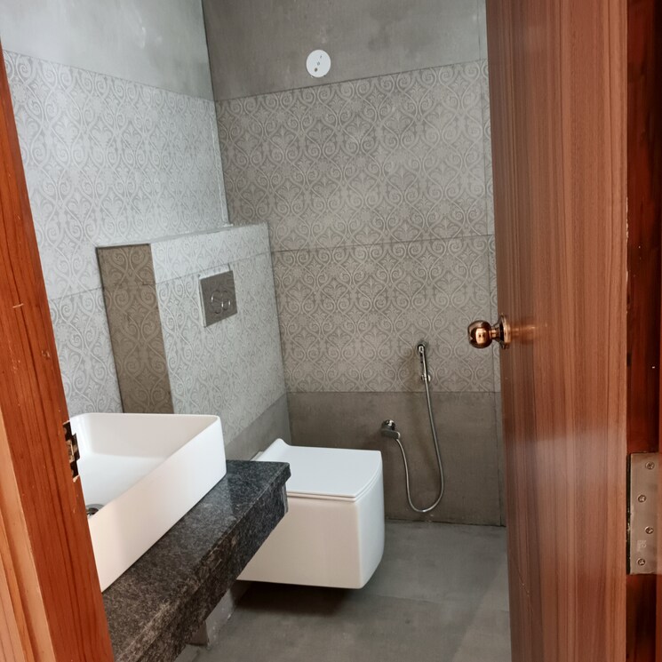 Bathroom, godrej-retreat 3 Bedroom 140 Sq.Yd. Builder Floor In Sector 83 Faridabad 9304857