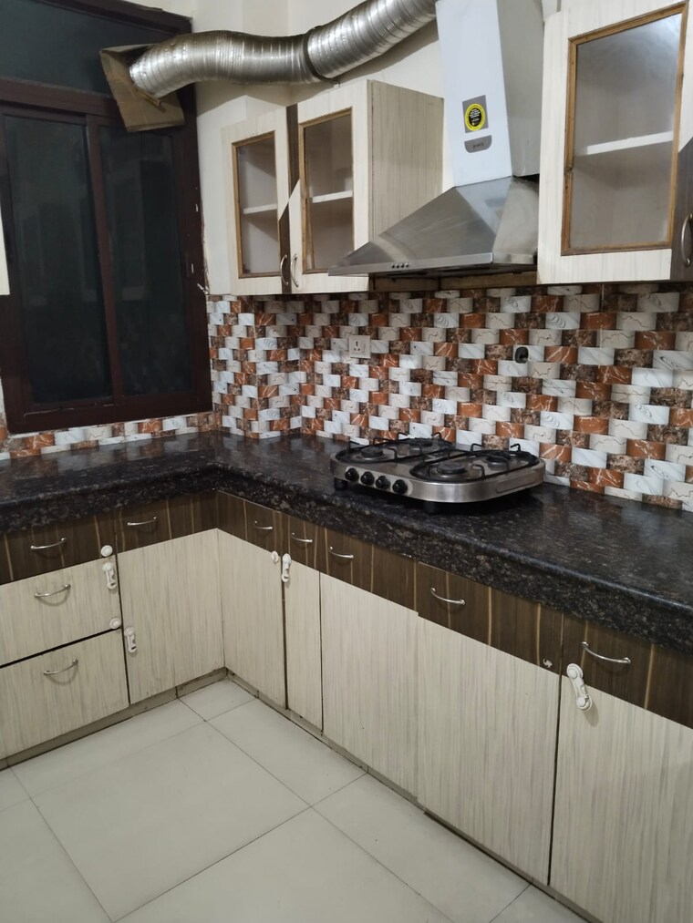 Kitchen, gomti nagar 1.5 Bedroom 1250 Sq.Ft. Independent House In Gomti Nagar Lucknow 9304880