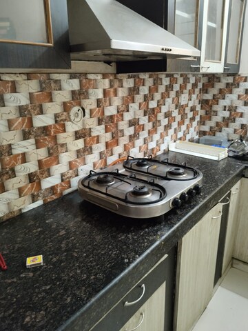 Kitchen in 1.5 BHK Independent House at Gomti Nagar – for Rent