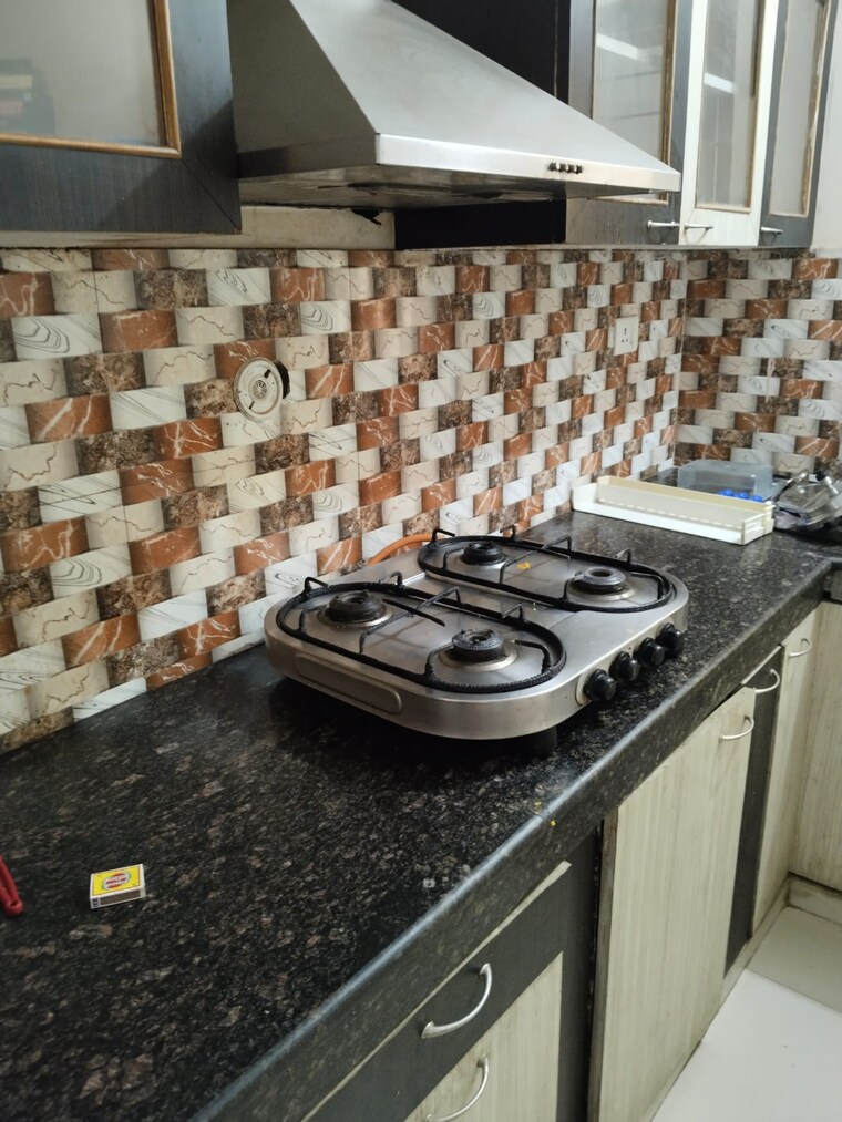Kitchen, gomti nagar 1.5 Bedroom 1250 Sq.Ft. Independent House In Gomti Nagar Lucknow 9304880