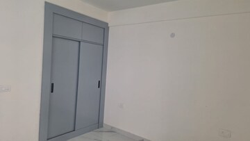 Room in 2.5 BHK Apartment at M3M Soulitude, Sector 89 – for Rent