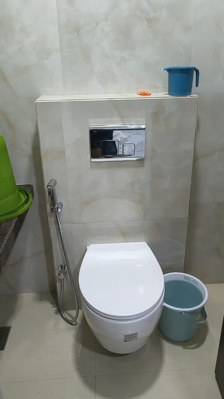 Bathroom, raymond-ten-x-habitat 1 Bedroom 418 Sq.Ft. Apartment In Pokhran Road No Two Thane 9304898