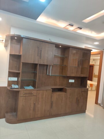 Furnished Amenities in 3.5 BHK Apartment at Saryu Apartment, Gomti Nagar – for Rent