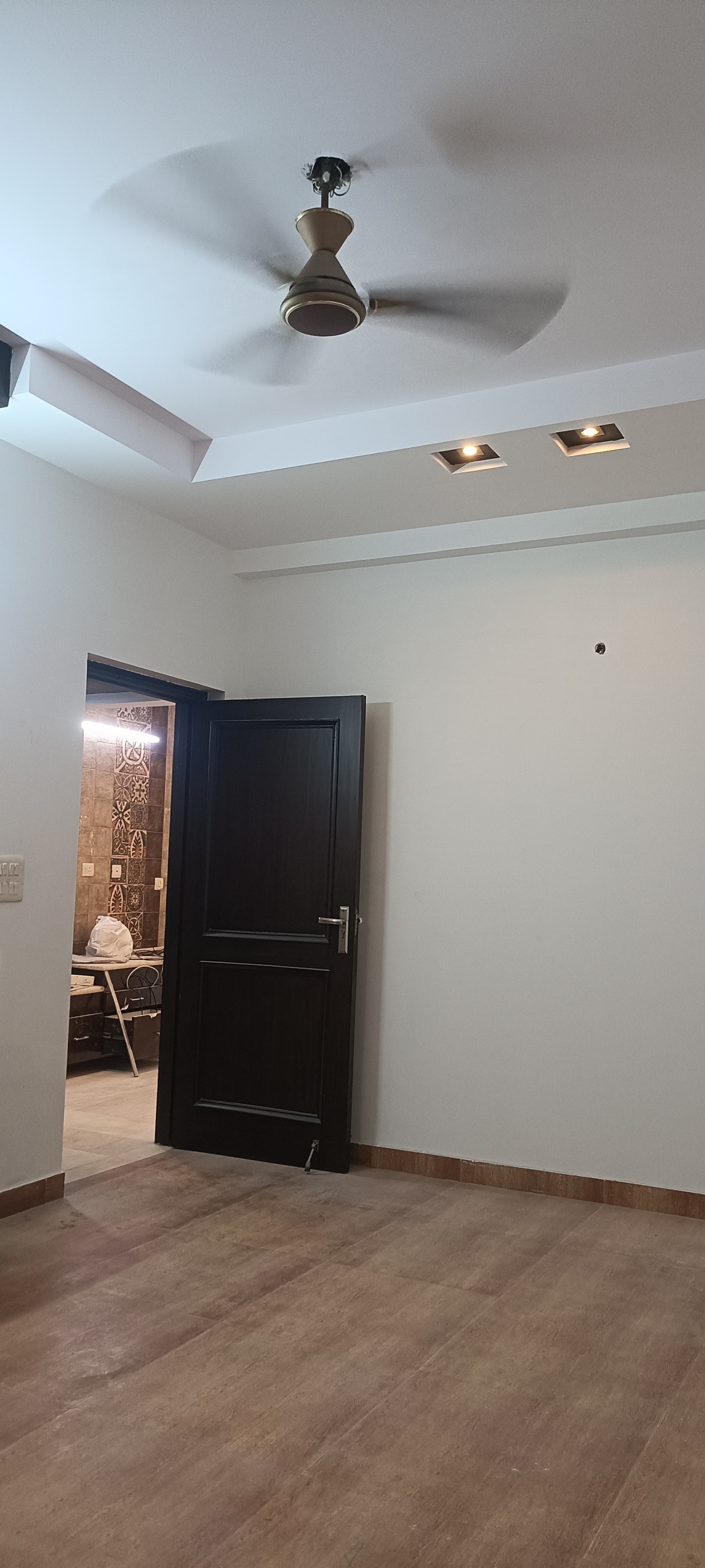 5 BHK + Pooja Room Villa For Rent in Sector 41
