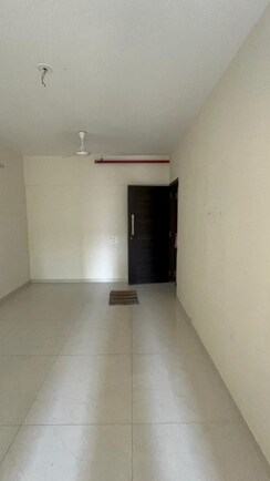 1 BHK + Extra Room Apartment For Sale in Gurukrupa Marina Enclave