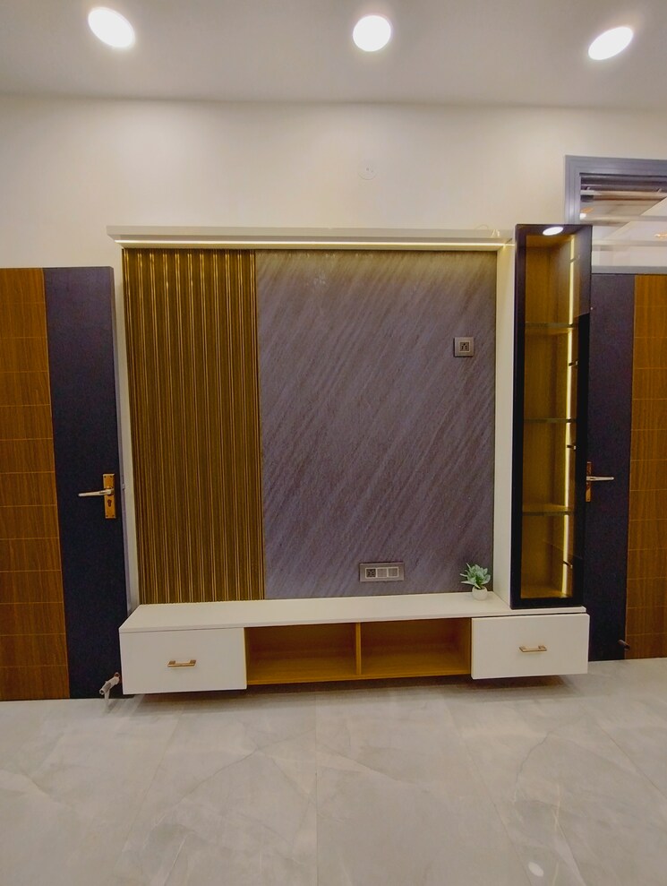 undefined, uttam nagar 3 Bedroom 500 Sq.Ft. Independent House In Uttam Nagar Delhi 9304927