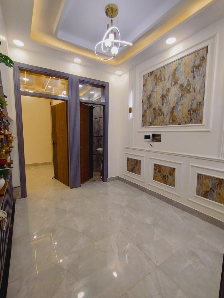 undefined, uttam nagar 3 Bedroom 500 Sq.Ft. Independent House In Uttam Nagar Delhi 9304927