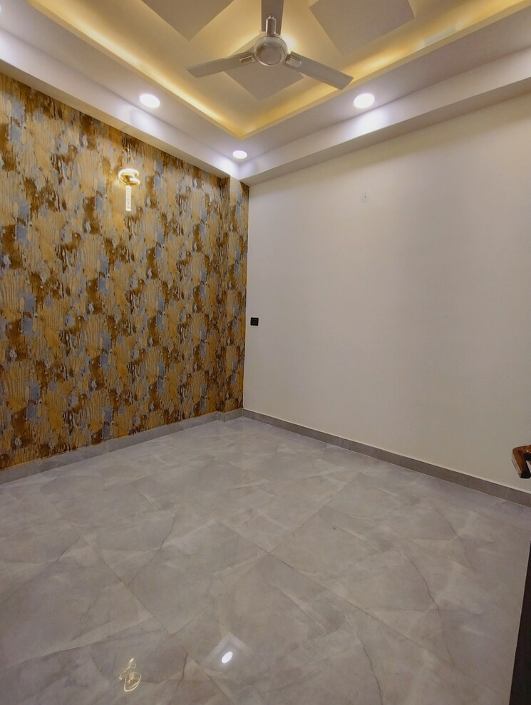 Balcony, uttam nagar 3 Bedroom 500 Sq.Ft. Independent House In Uttam Nagar Delhi 9304927