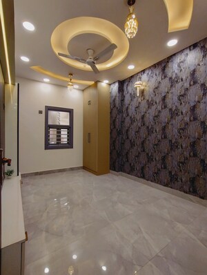 Furnished Amenities in 3 BHK Independent House at Uttam Nagar – for Sale