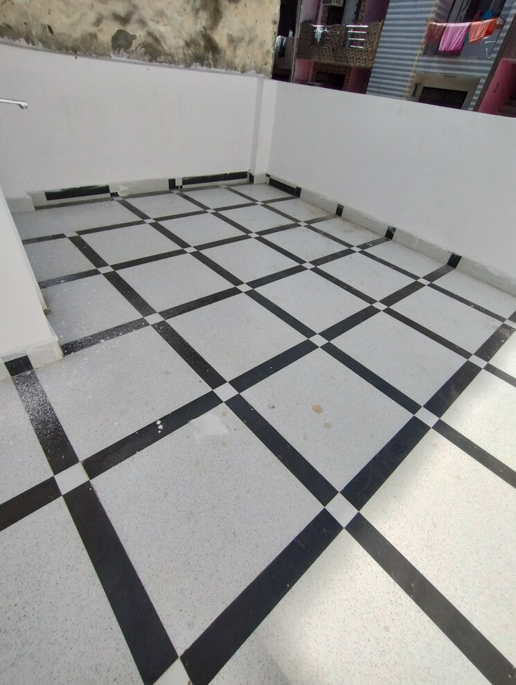 undefined, uttam nagar 3 Bedroom 500 Sq.Ft. Independent House In Uttam Nagar Delhi 9304927