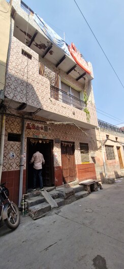 2.5 BHK + Servant Room Independent House For Sale in Ballabhgarh