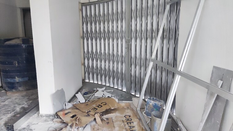 Team Area, p-square-ganga-avenue Commercial Shop 320 Sq.Ft. In Mazgaon Mumbai 9304933