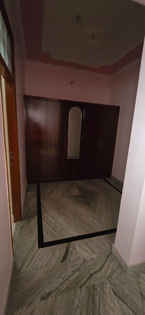  2 BHK Independent House at Gomti Nagar – for Rent