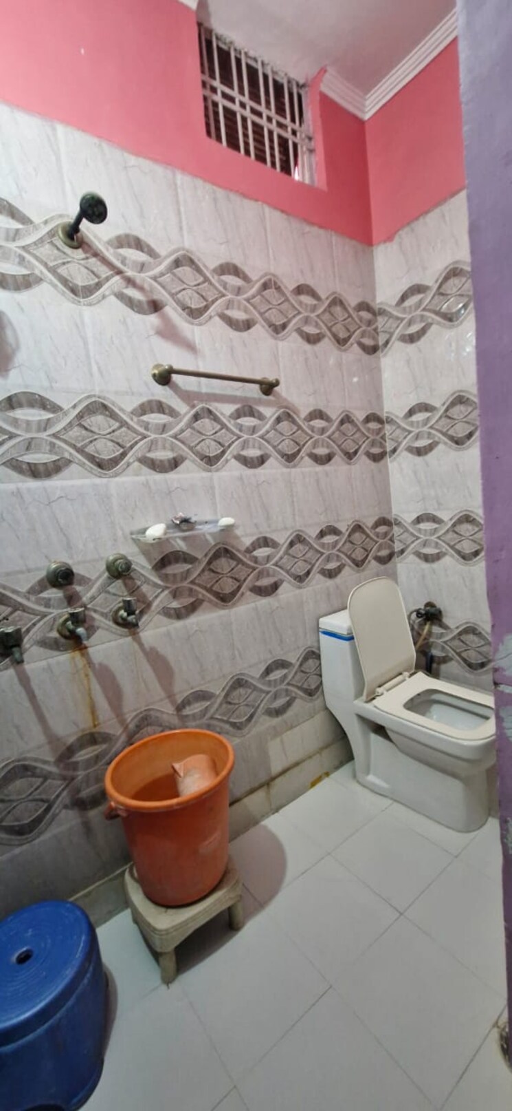 Bathroom, sector 3 2.5 Bedroom 100 Sq.Ft. Independent House In Sector 3 Faridabad 9304955