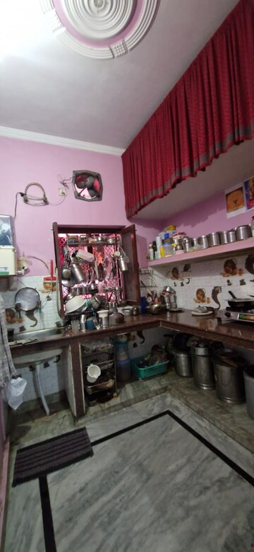 Gym in 2.5 BHK Independent House at Sector 3 – for Rent