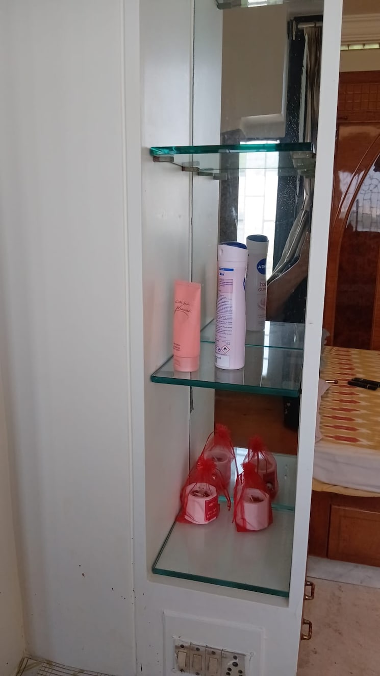 undefined, vakola 1.5 Bedroom 700 Sq.Ft. Apartment In Vakola Mumbai 9304964