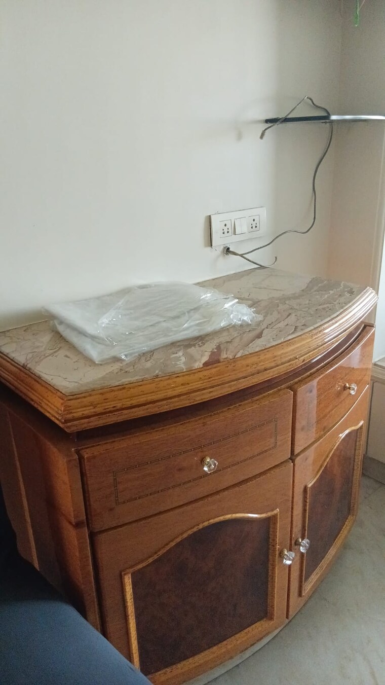 undefined, vakola 1.5 Bedroom 700 Sq.Ft. Apartment In Vakola Mumbai 9304964