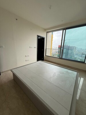 Room in 2.5 BHK Apartment at SD Alpine, Kandivali East – for Rent