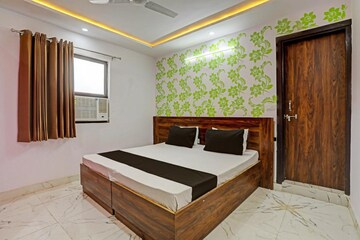 Bedroom in  Pg at Sector 48 – for Rent
