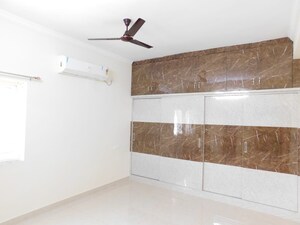 Furnished Amenities in 3 BHK Builder Floor at Kondapur – for Rent