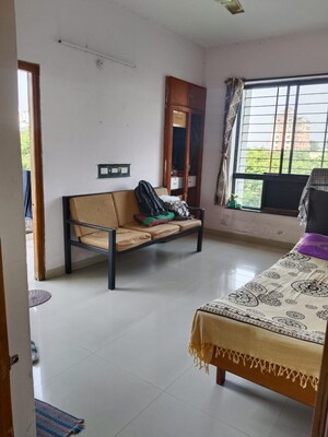 Bedroom in 2 BHK Apartment at Aundh – for Sale