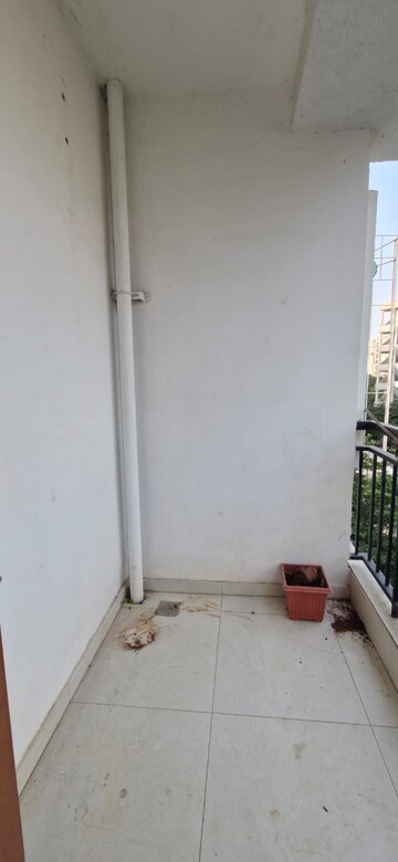 Furnished Amenities in 3 BHK Builder Floor at Kondapur – for Rent
